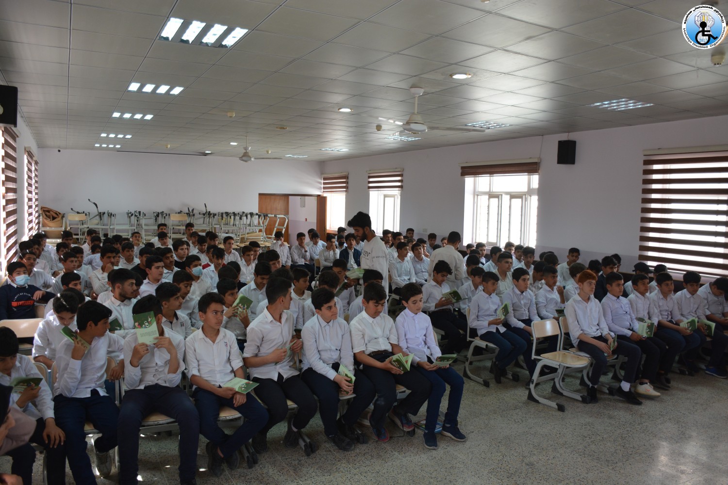 ئه‌نجامدانی سیمینار