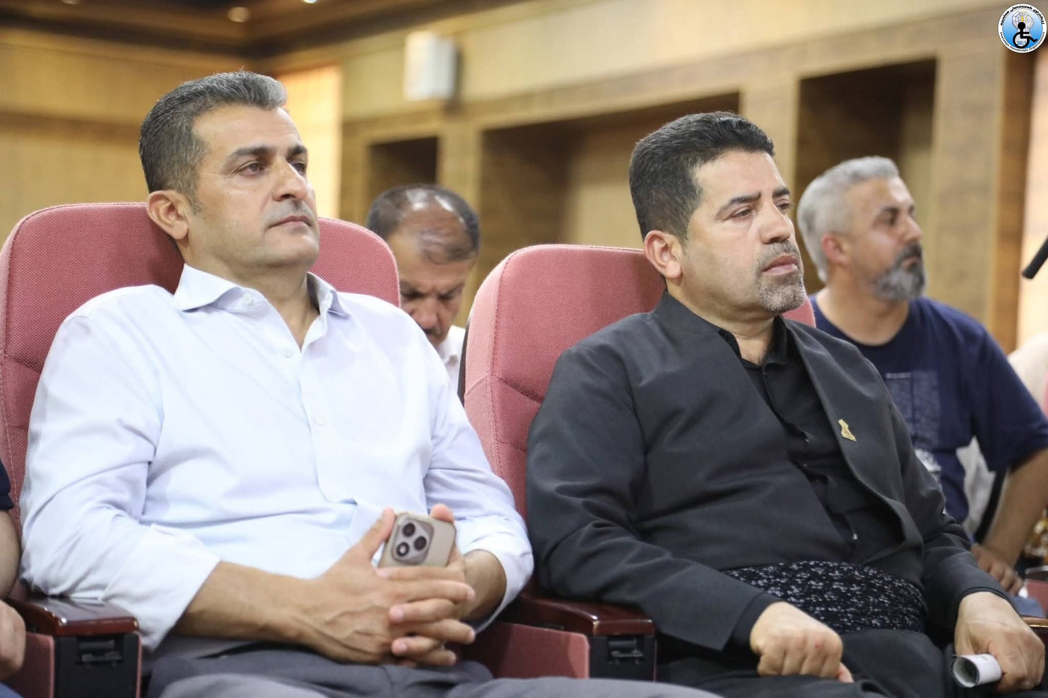 (دەروون دروستی و خۆشگوزەرانی لەکاتی قەیرانەکاندا)