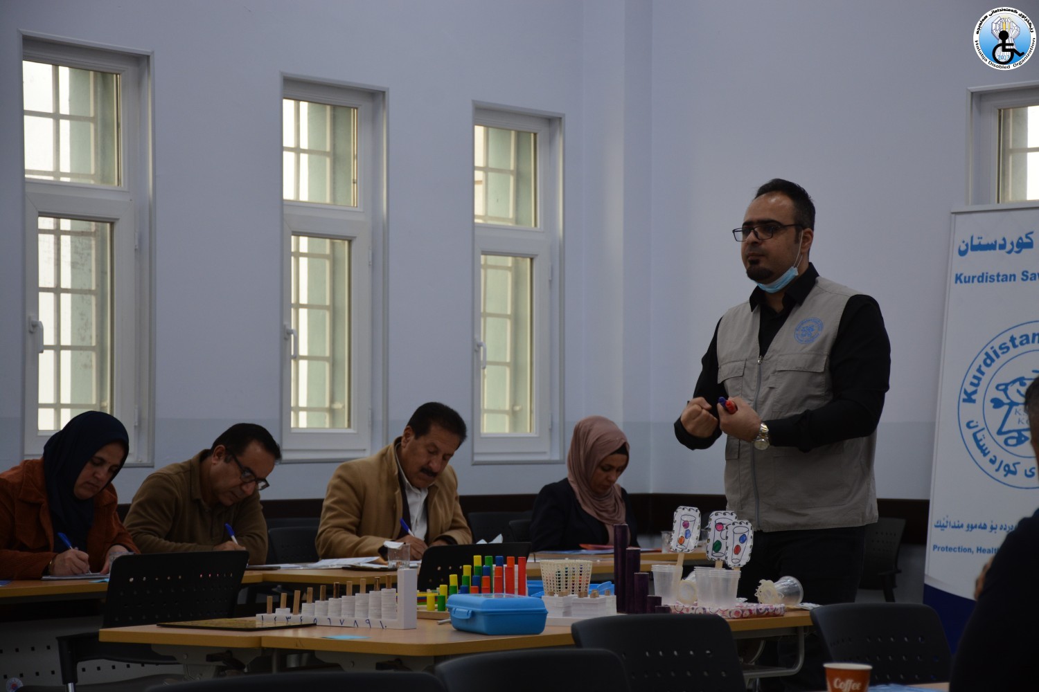 سمینار و ڕاهێنانی