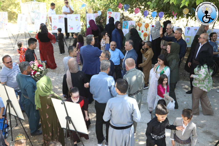 the closing ceremony of the “Friends of My Child” summer course;