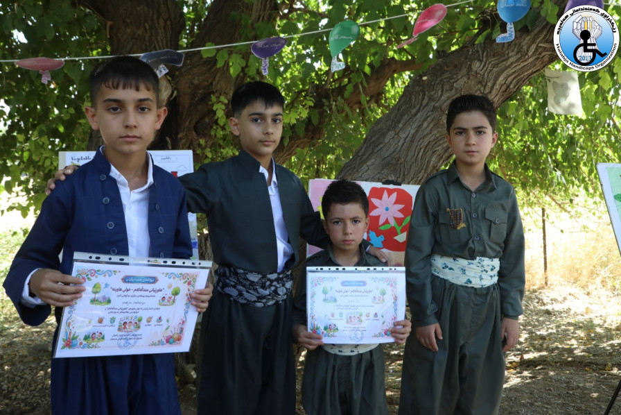 the closing ceremony of the “Friends of My Child” summer course;