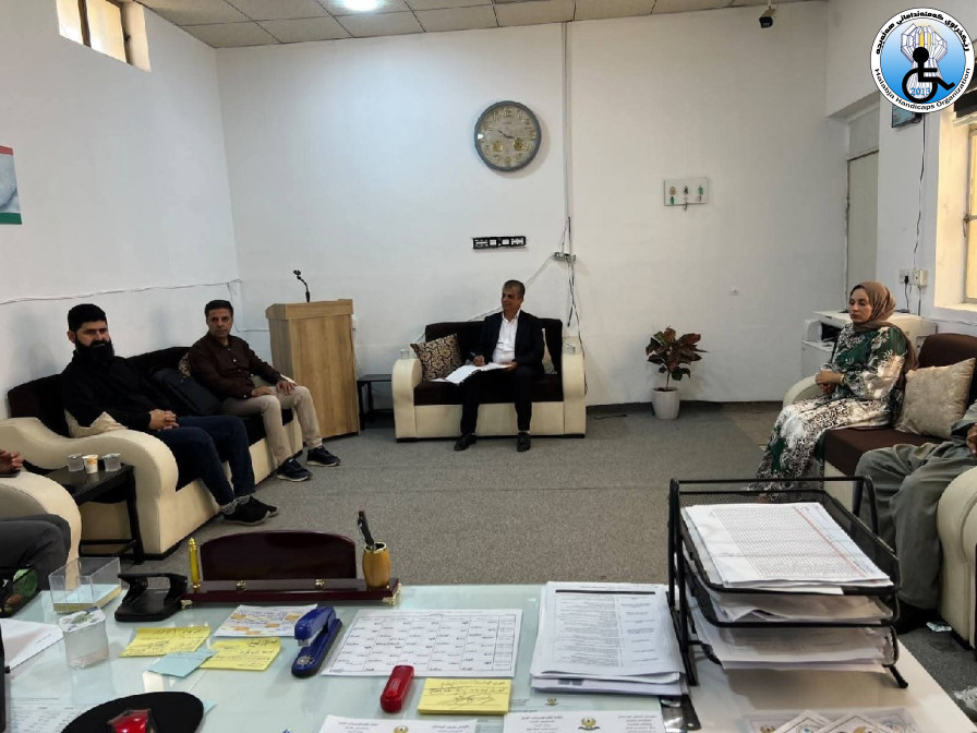 کۆبوونەوەی نوێنەری ڕێکخراوی کەمئەندامانی هەڵەبجە لەگەڵ گروپە چالاکەکانی قوتابخانەی دلین