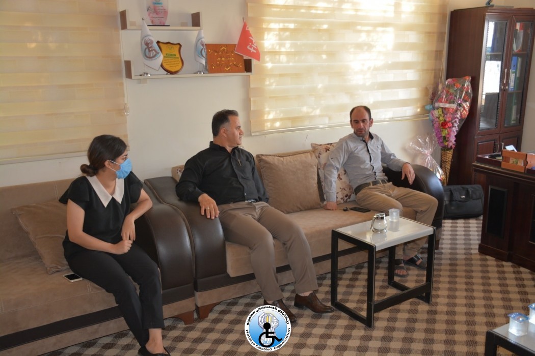 سەردانیکردنی هاوڵاتیان