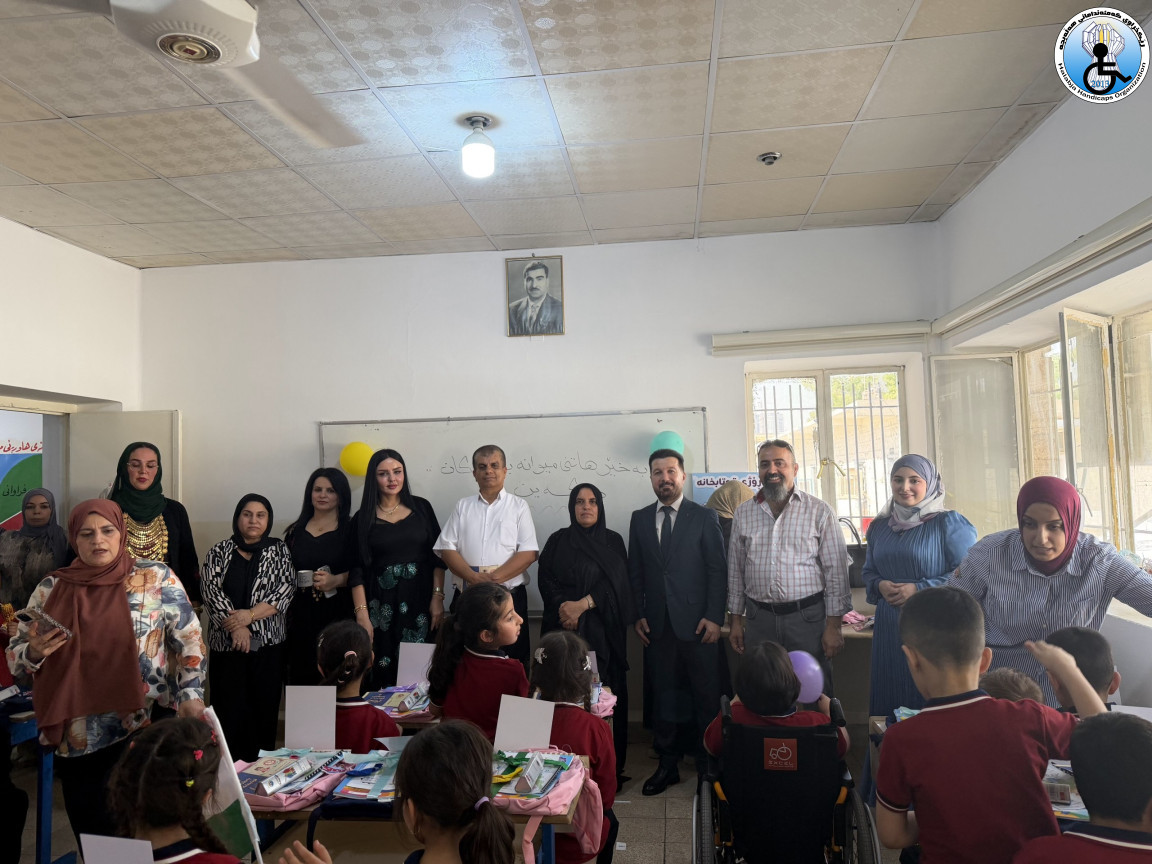 بەڕێوەچوونی چالاکیەک لەسەر کردنەوەی قوتابخانە لە قوتابخانەکانی هاوار و دلین لە شاری هەولێر