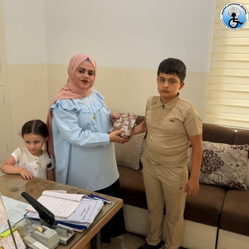 Awarding “School Friends Group” in Dlin and Hawar Schools – Erbil