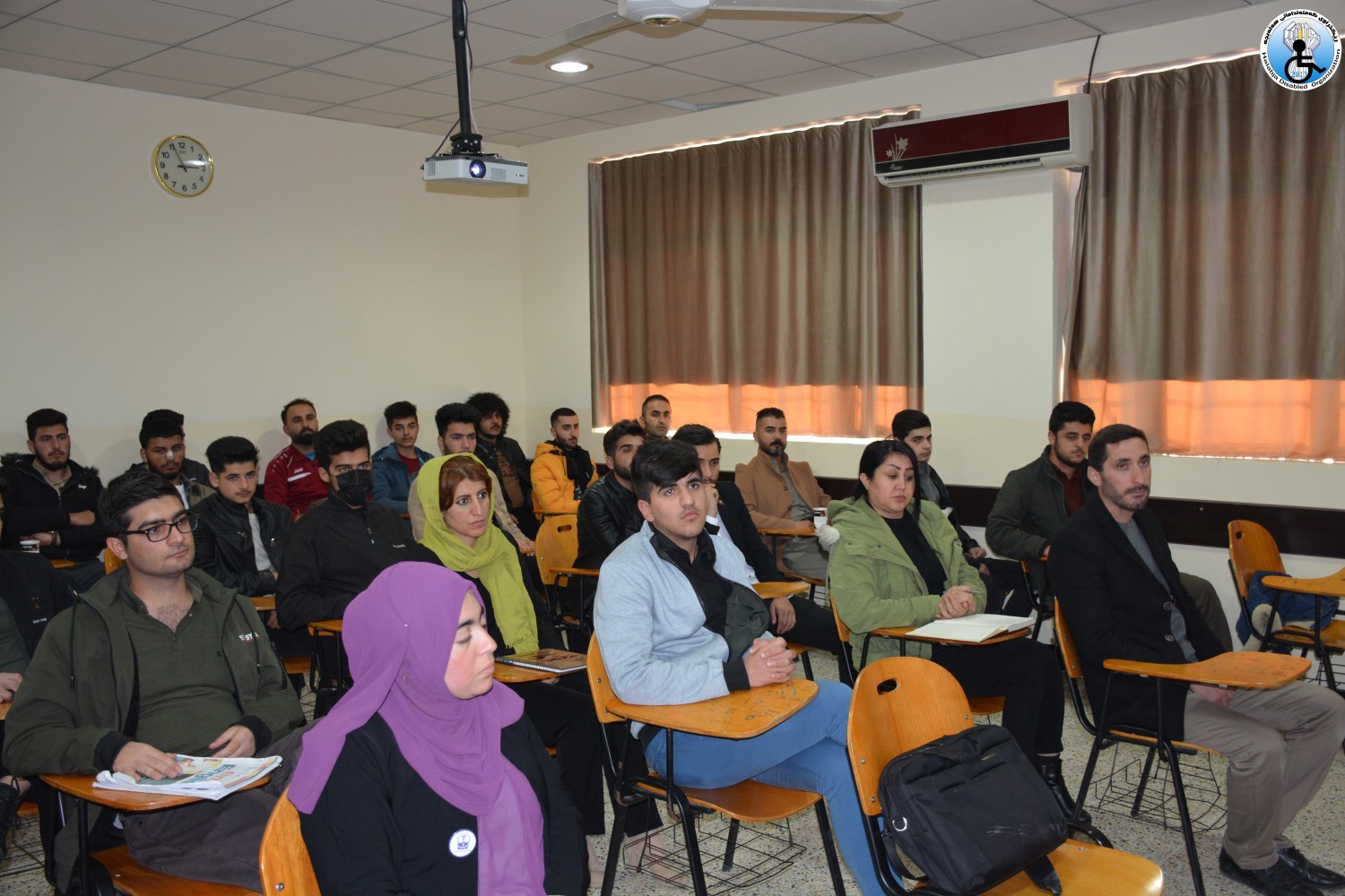 ئه‌نجام دانی سمینار