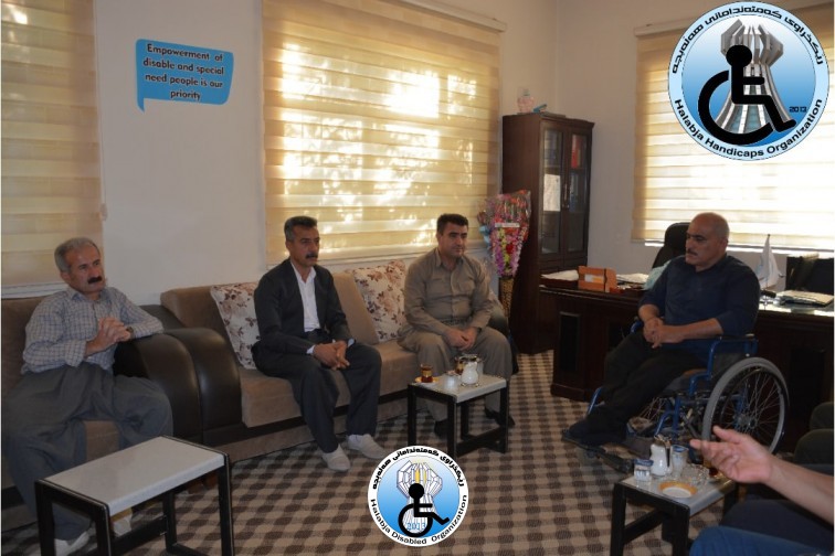 کۆمیتەی ڕێکخستنی هەڵەبحە سەردانی ڕێکخراوی کەمئەندامان ئەکەن.