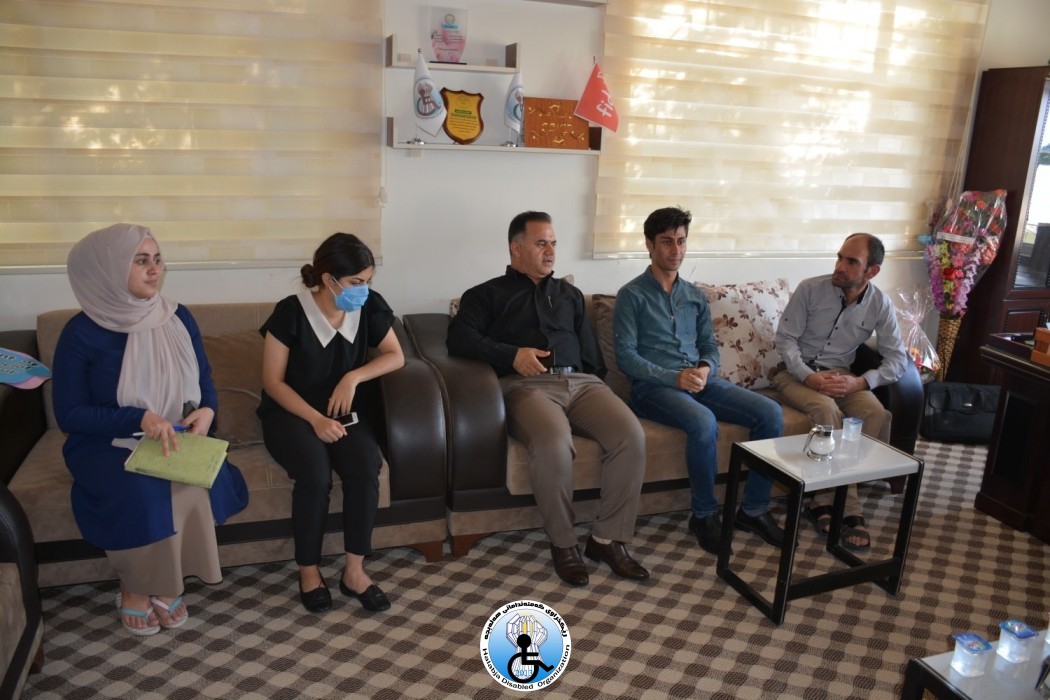 سەردانیکردنی هاوڵاتیان